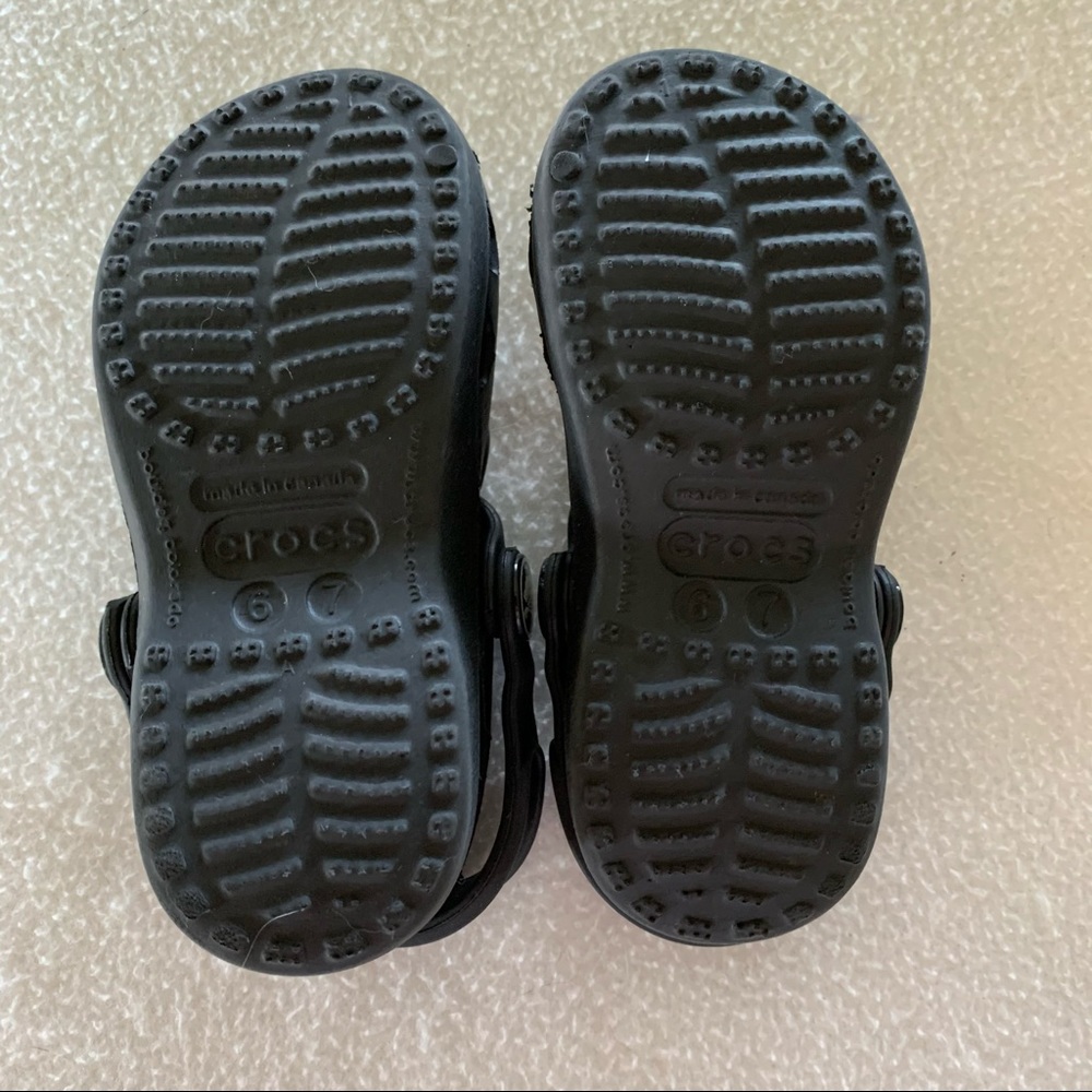 Crocs - Picture 4 of 7